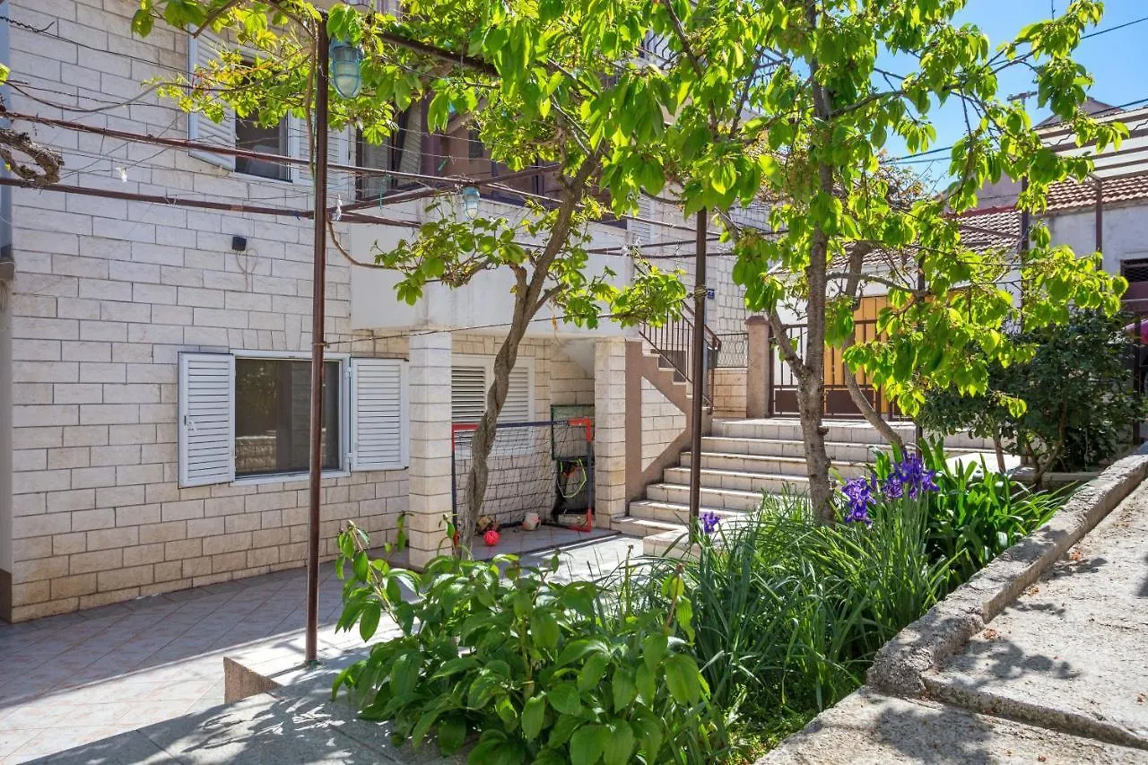 Apartments With A Parking Space Trogir - 20874