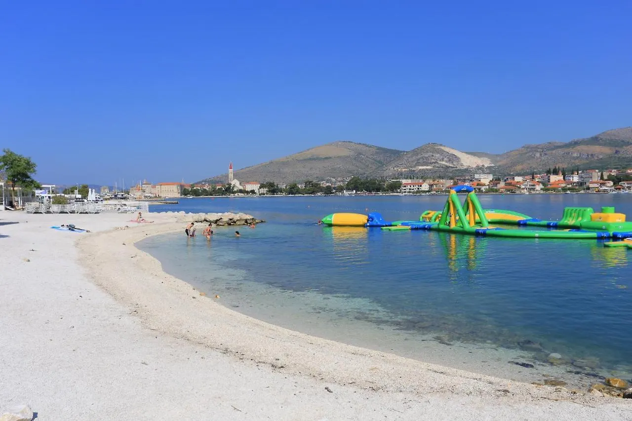 Apartments With A Parking Space Trogir - 20874