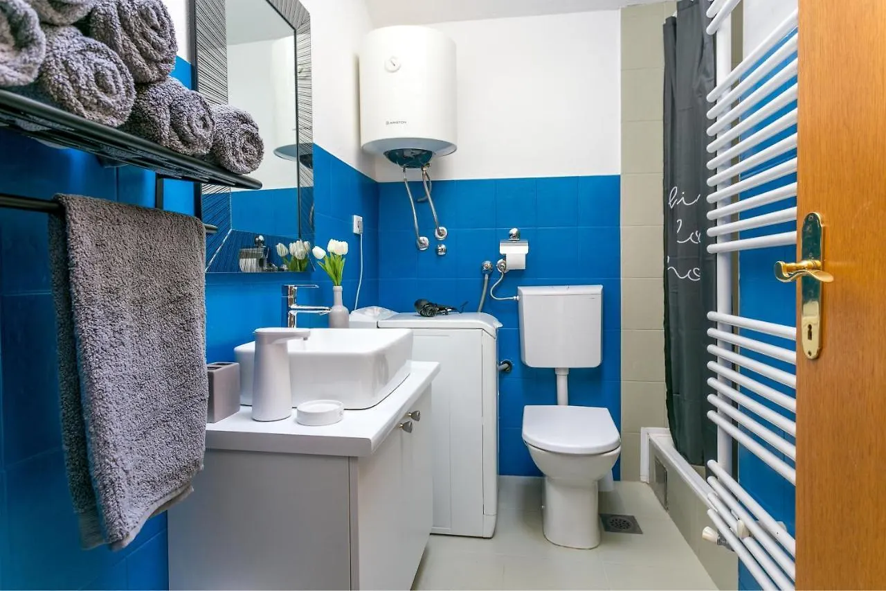 Apartments With A Parking Space Trogir - 20874