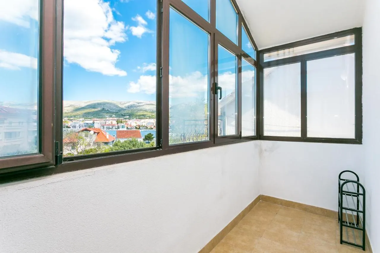 Apartments With A Parking Space Trogir - 20874